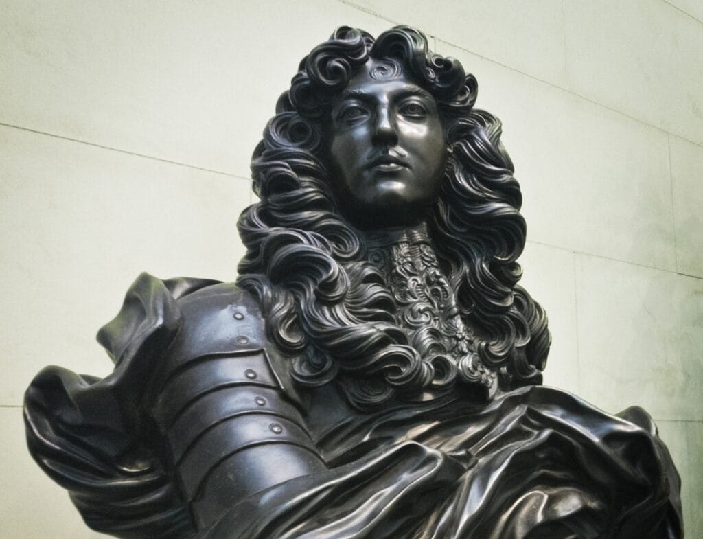 Estatua de Luis XIV, represetando su monarquía